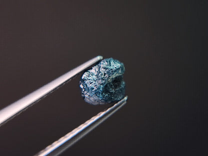 0869-1-2　ブルーダイヤモンド原石　0.94ct