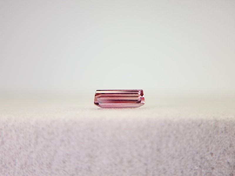 0879-27 トルマリン  0.72ct