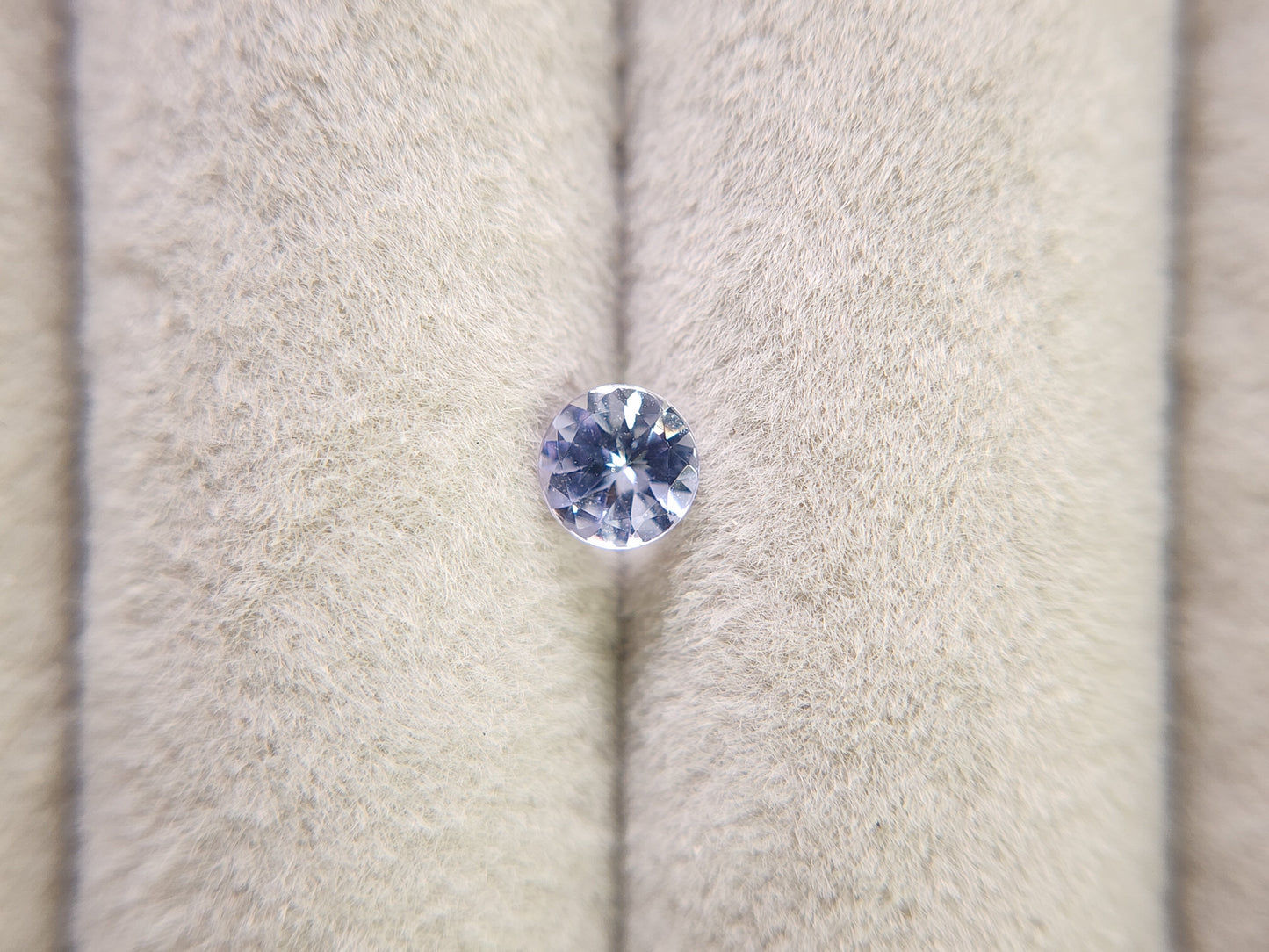 0657-25-2　ゾイサイト　0.36ct