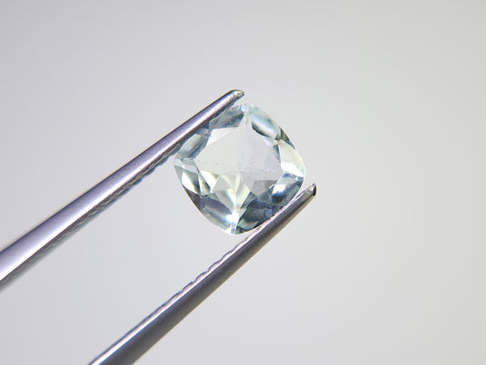0878-4-6　グリーンベリル　0.79ct
