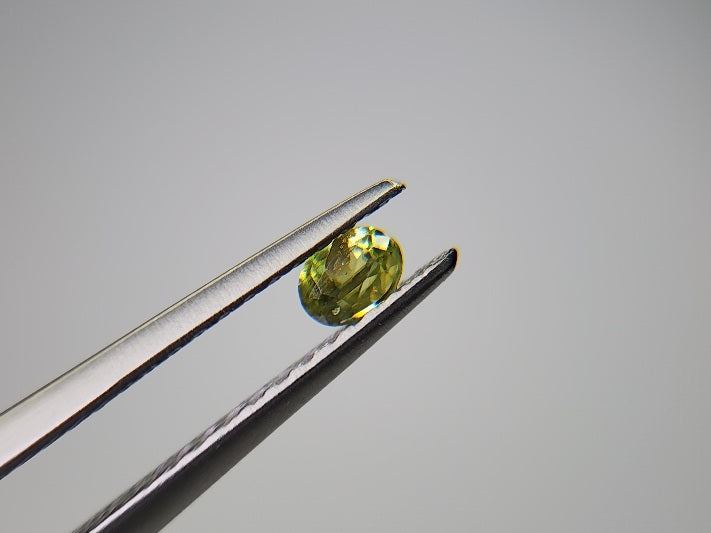 0932-1-14　スフェーン　0.12ct