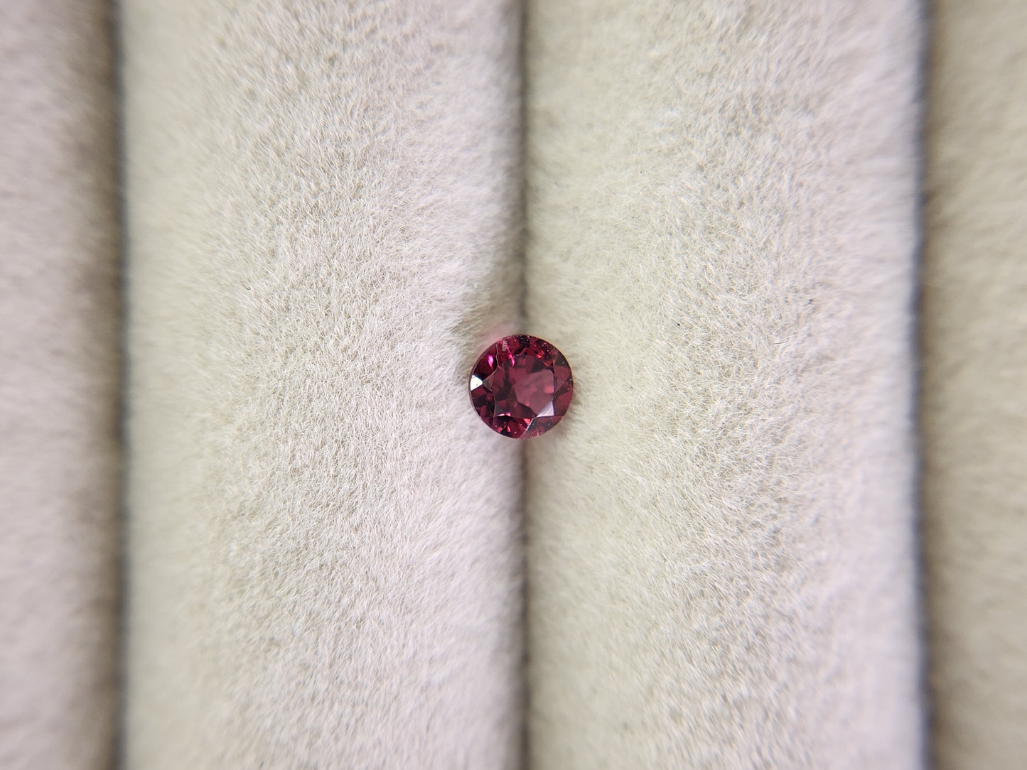 0823-5　スピネル　0.31ct
