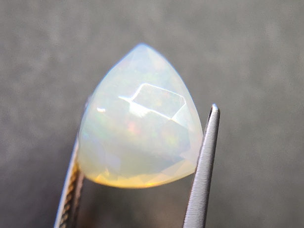 0916-32　オパール　3.40ct