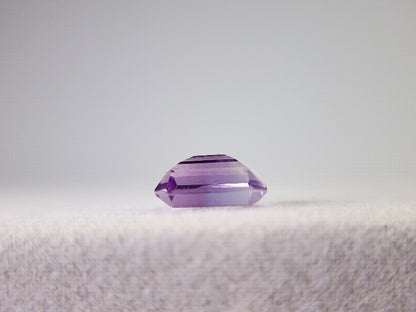 0918-2-6　アメジスト　1.38ct