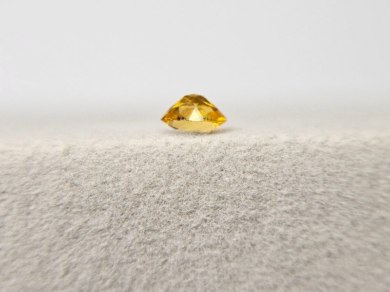 CND-7　コンドロダイト　0.34ct