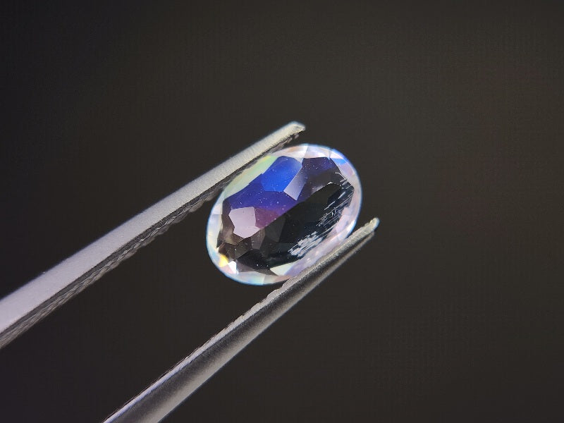 0761-8　アンデシンラブラドライト　0.71ct