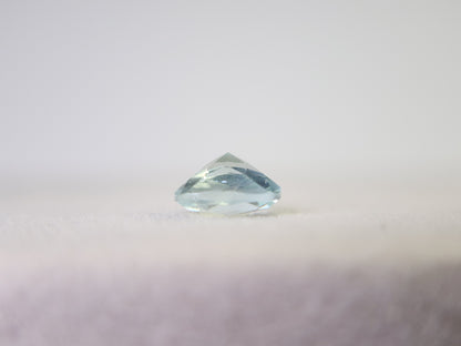 0878-4-4　グリーンベリル　クッションチェッカーカット 0.84ct