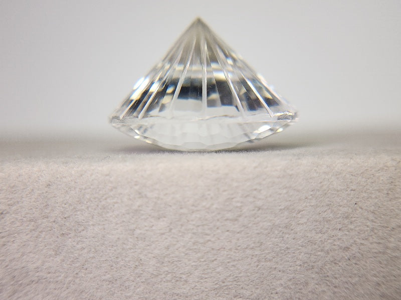 SUI-5　水晶　23.58ct