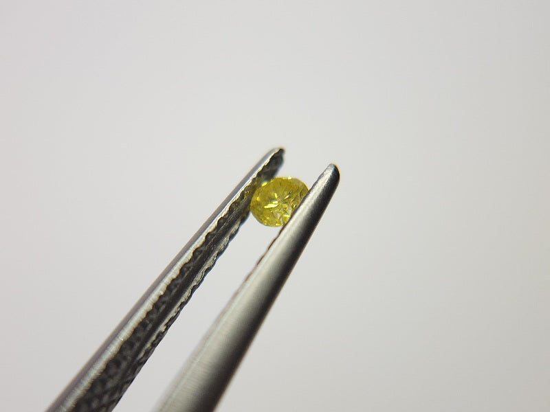yeDM-8　イエローダイヤモンド　0.06ct