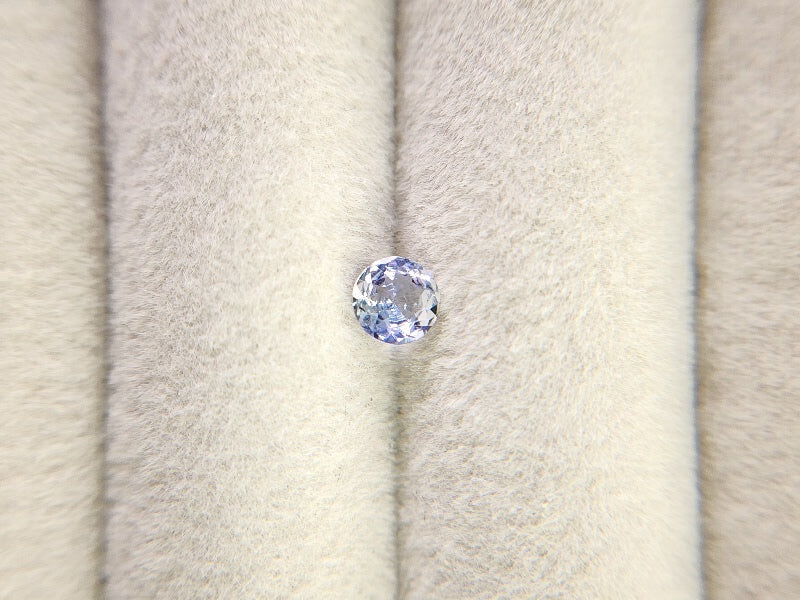 0657-24-28　ゾイサイト　0.34ct