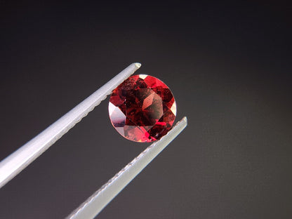 0910-2-5　ガーネット　1.57ct
