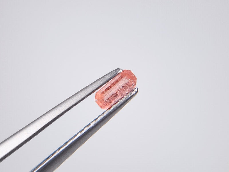 VY-1　ベイリネナイト　0.16ct