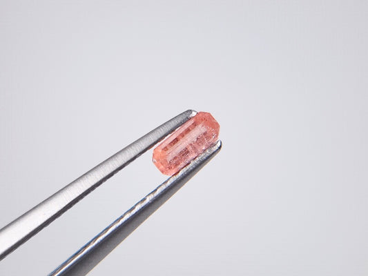VY-1　ベイリネナイト　0.16ct