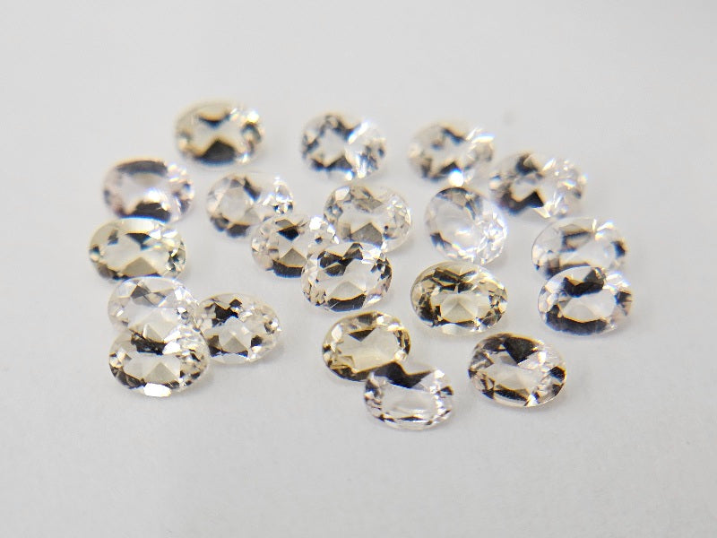 LTE-ye-BE-2　【リトル東洋ルース】イエローベリル　合計3.01ct[写真の宝石すべて]