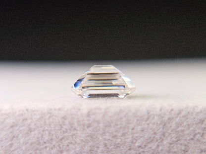 MOI-1　合成モアッサナイト　1.04ct