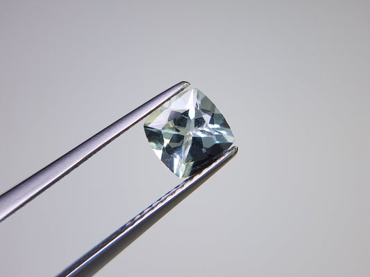 0878-4-2　グリーンベリル　0.87ct