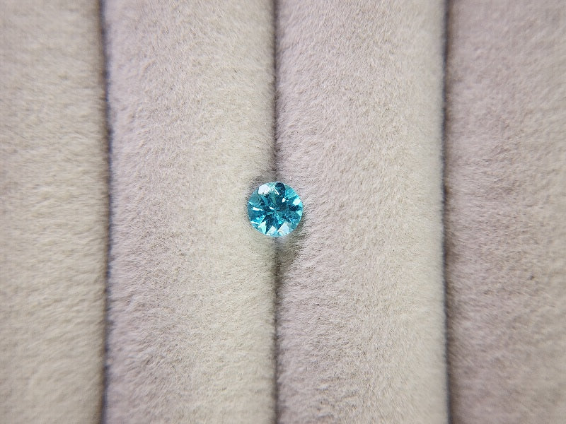 0471-9　アパタイト　0.52ct