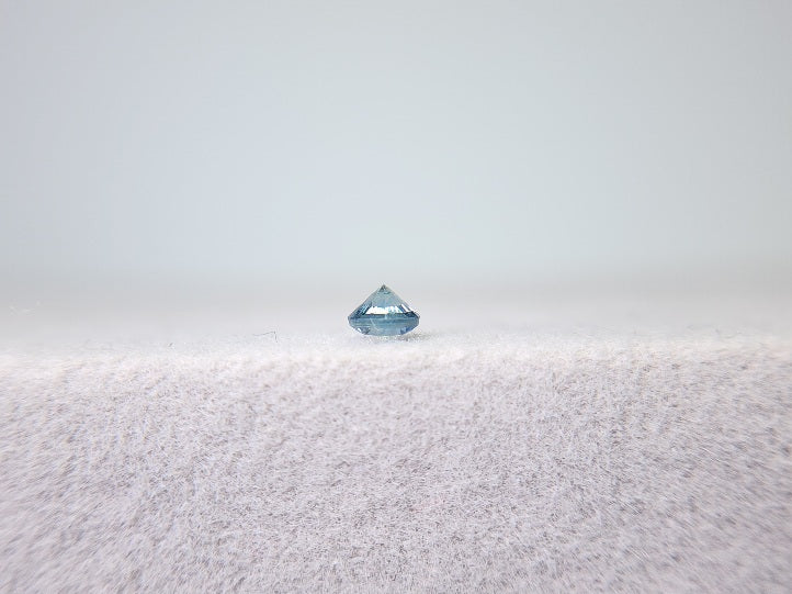 0090-37　モンタナサファイア　0.15ct