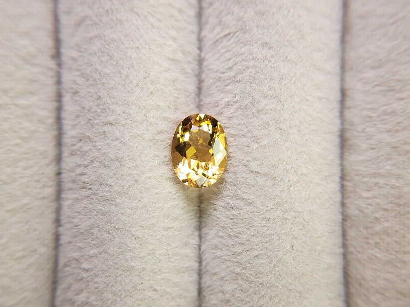 yeBE-2　イエローベリル　1.08ct
