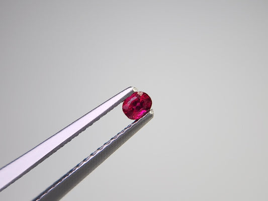 0013-4　ルビー　0.13ct