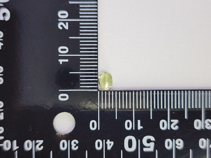 0654-3-3　ゾイサイト　0.43ct