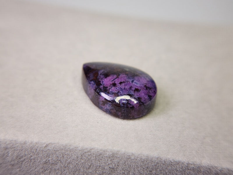 0880-4　スギライト　19.68ct