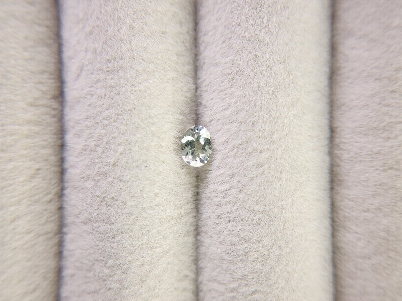 0654-1-8　ゾイサイト   0.27ct