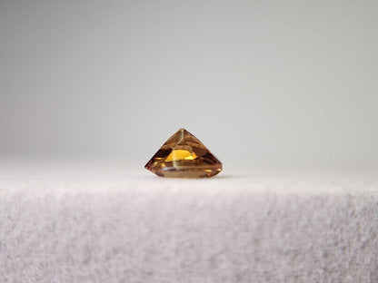 0020-12　シャンパントパーズ　1.41ct