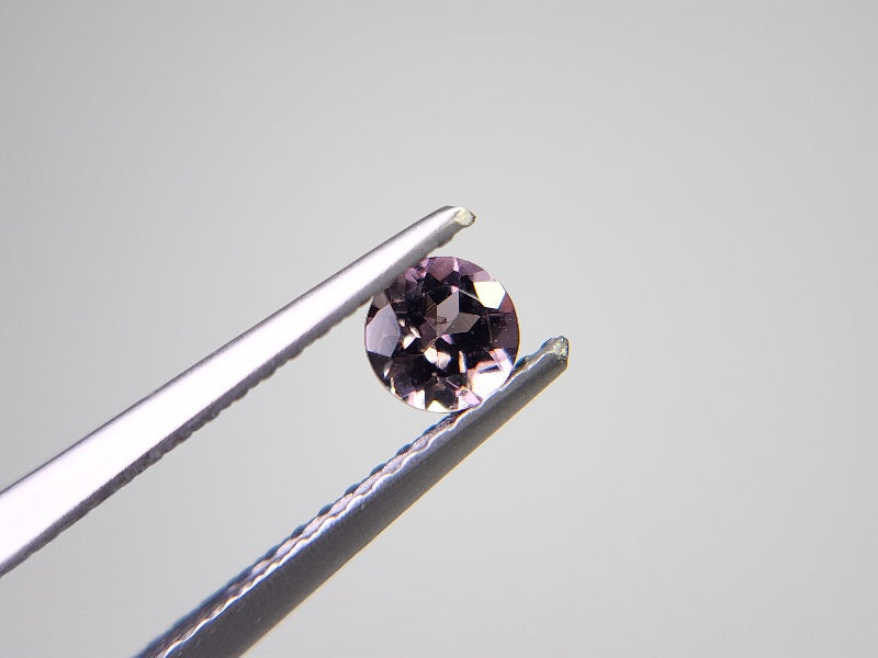 0823-17　スピネル　0.31ct