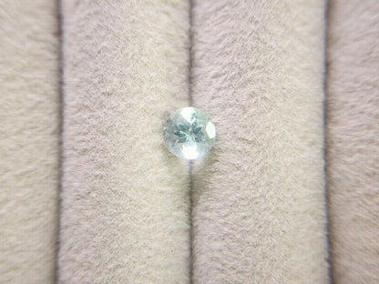 gBE-21　グリーンベリル　0.84ct