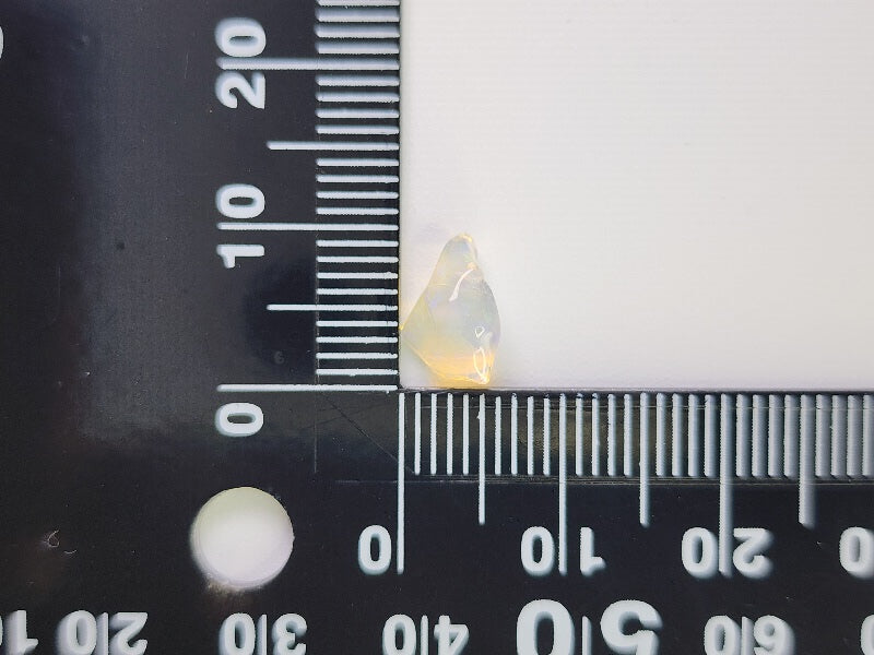 0914-8　さざれオパール（穴あき）　1.01ct