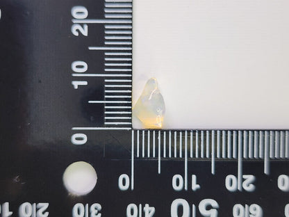 0914-8　さざれオパール（穴あき）　1.01ct