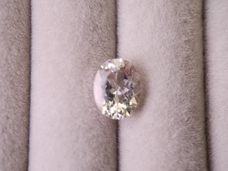 0014-4　スキャポライト　2.68ct