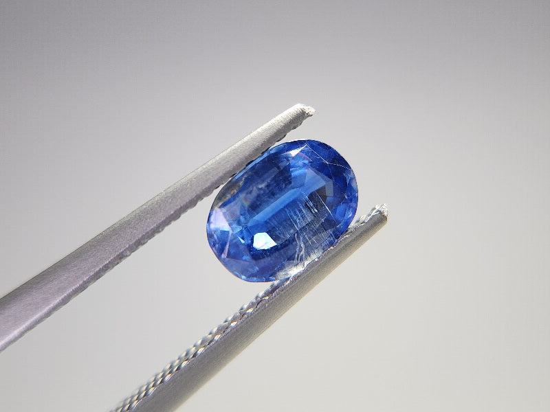 0942-19  カイヤナイト  1.05ct