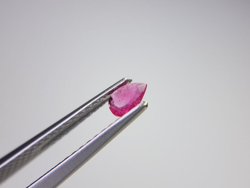 r-BE-2　レッドベリル　0.12ct