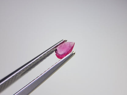 r-BE-2　レッドベリル　0.12ct