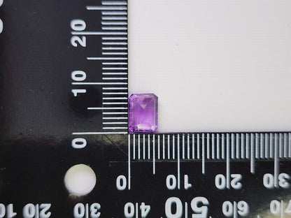 0918-2-7　アメジスト　1.37ct