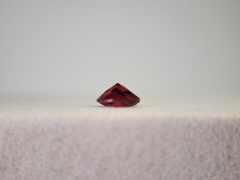 0910-2-15　ガーネット　1.40ct