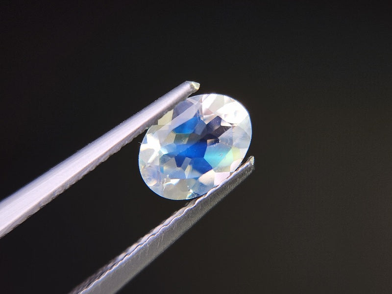 0761-7　アンデシンラブラドライト　0.72ct