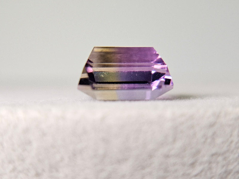 AMT-1　アメトリン　4.49ct