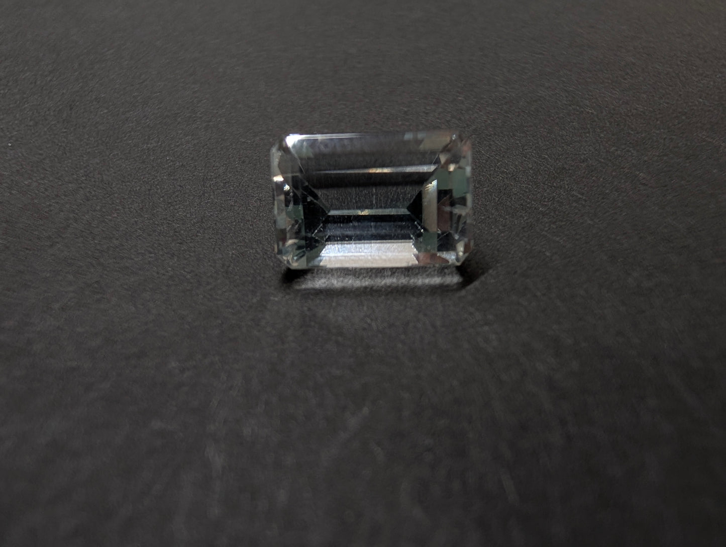 0052 バイカラートパーズ 6.92ct