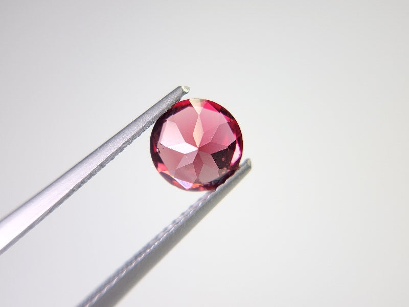 0910-2-4　ガーネット　1.58ct