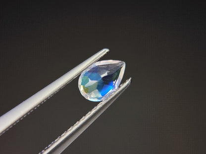 0762-16　アンデシンラブラドライト　0.40ct