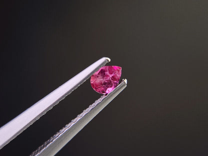 0286-1　レッドベリル　0.11ct