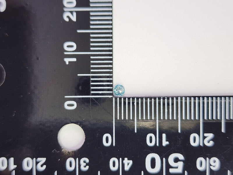 0015-3-2　ブルーダイヤモンド(トリートメント)　0.07ct