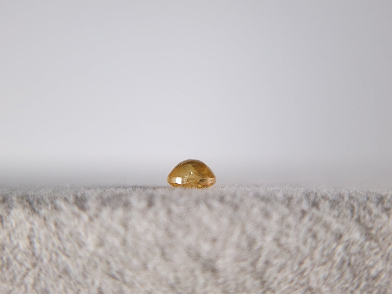 0015-5-6　ダイヤモンド(カボション)　0.15ct