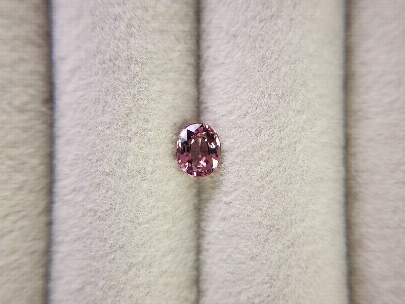 ccGA-5　カラーチェンジガーネット　0.79ct