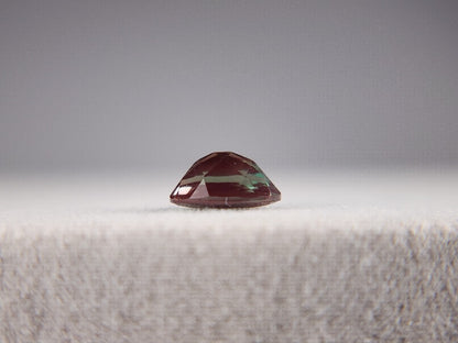 0504-12　バイカラーアンデシン　0.72ct