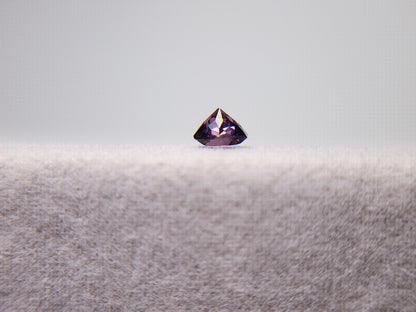 0002-6　スピネル　0.24ct