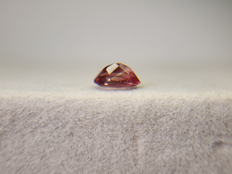 0152-2-14　バイカラーアンデシン　0.43ct